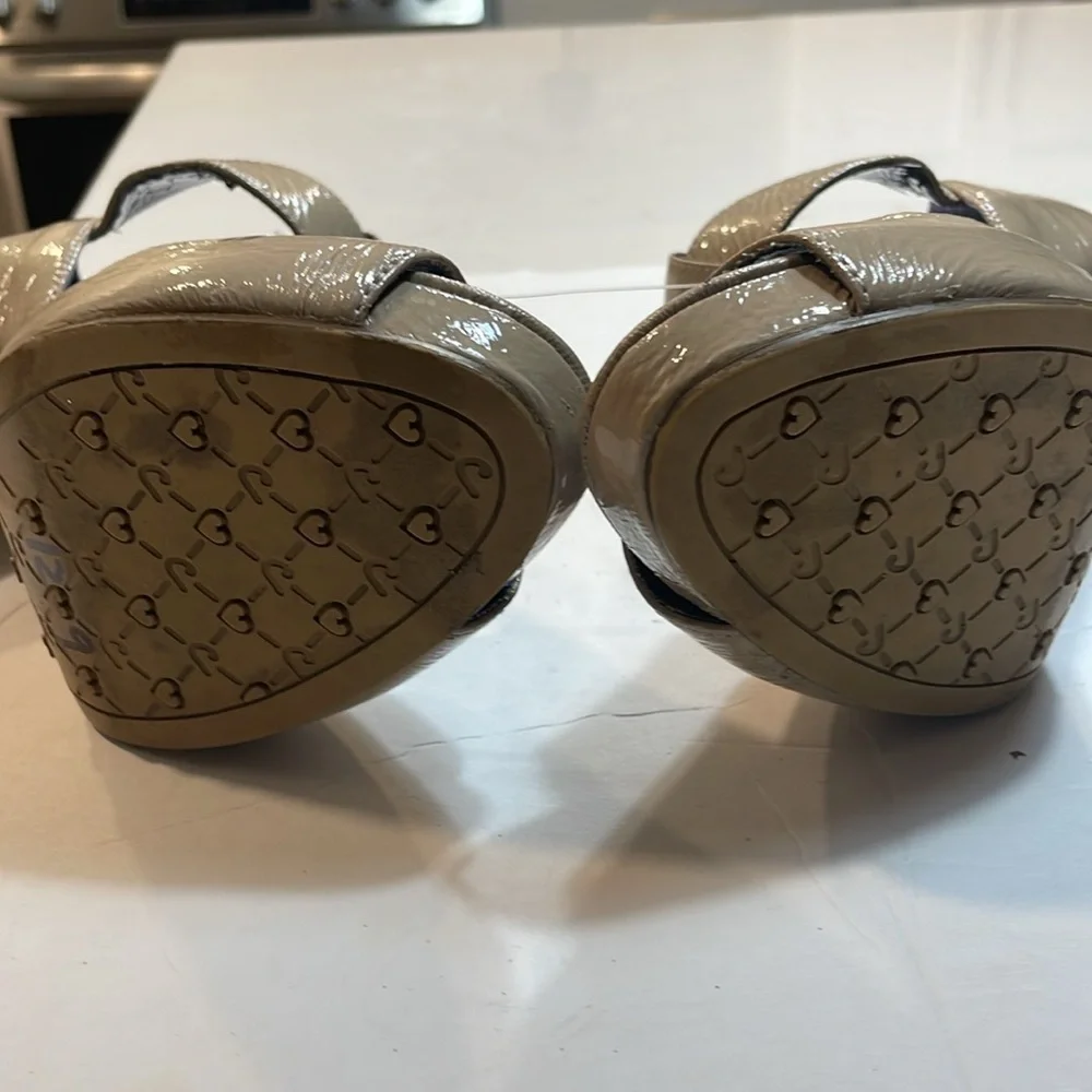 Candies Primp T-strap Nude Patent Platform Party heels size 7
